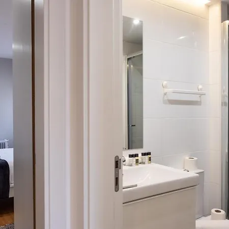 Apartment Bright & By Lovelystay Lissabon
